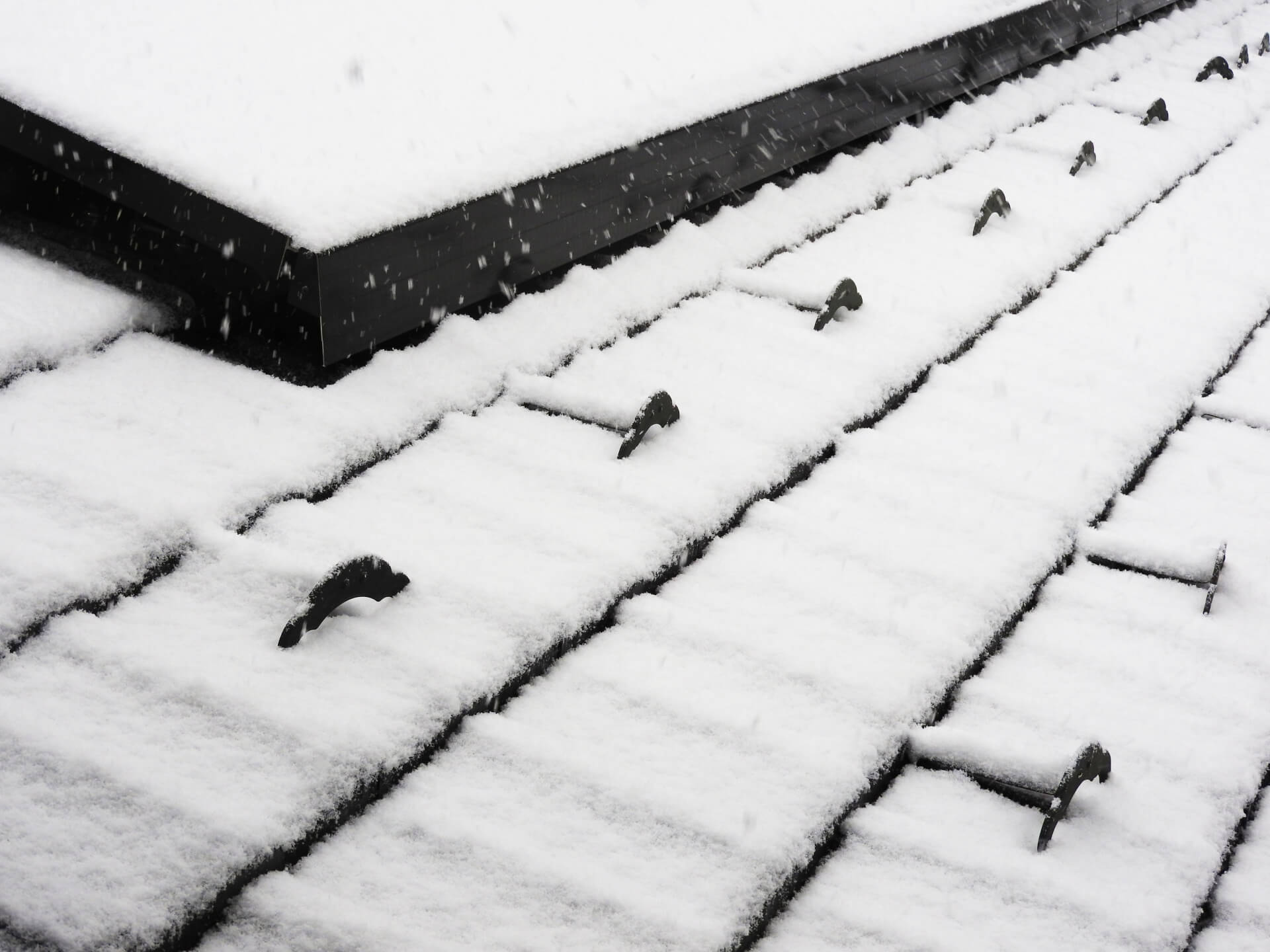 豪雪地域では、屋根にためる量、下へ落とす量の調整が大事画像